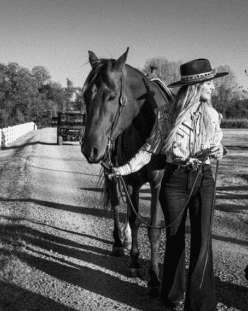 Cowgirl Lainey Wilson