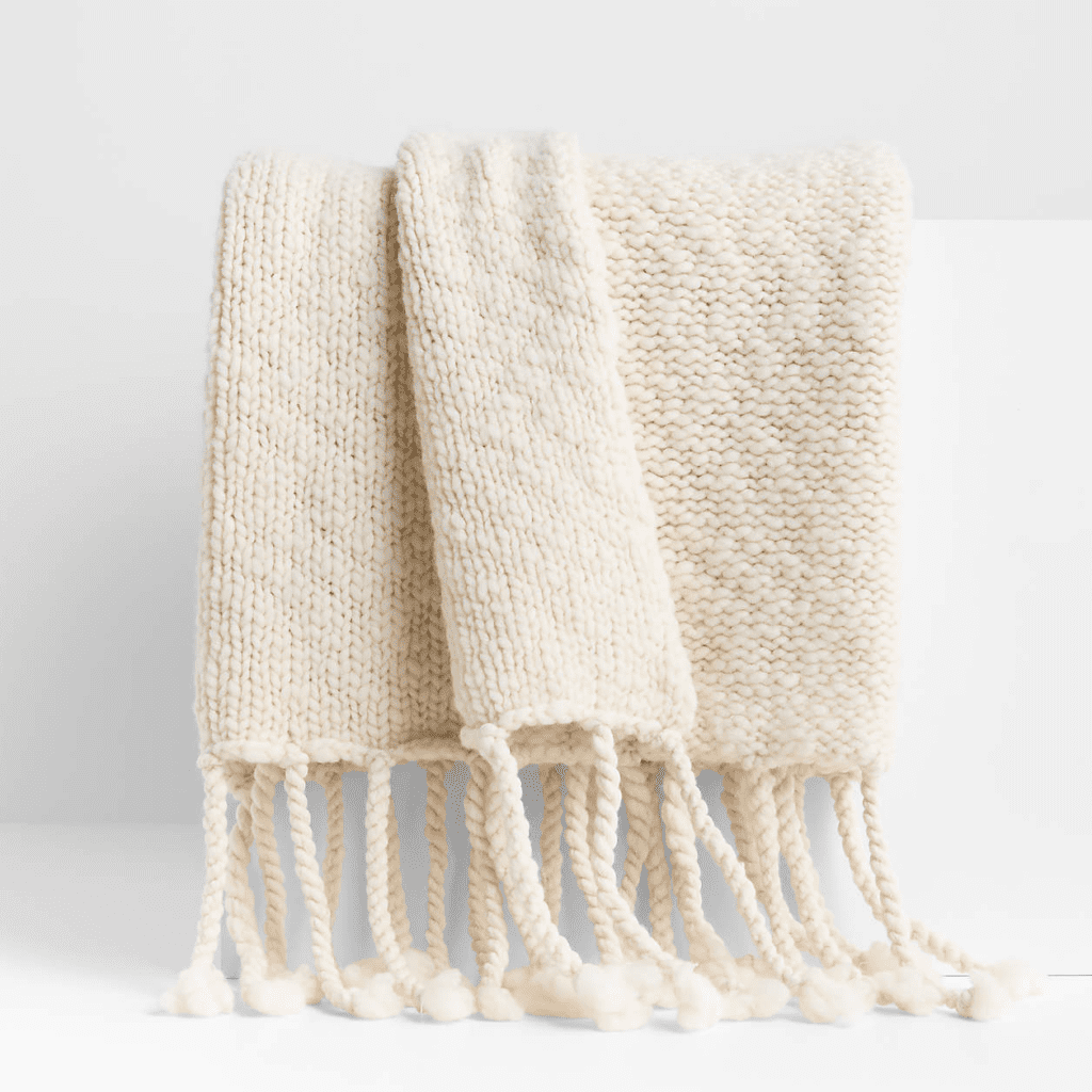 White wool knit blanket